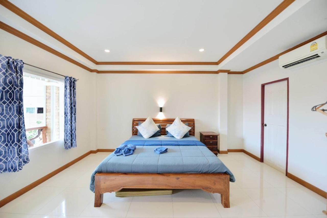 Baan Virog Koh Larn Hotel Exterior photo